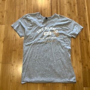 Hanes San Antonio short sleeve size large men’s